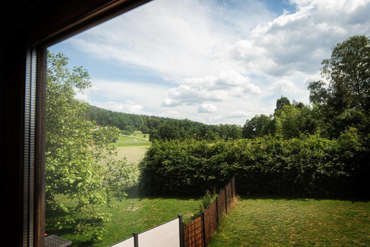 Bleibe Am Moritzberg Apartment Haimendorf Bagian luar foto